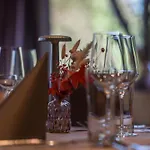 拉加茨城堡酒店 酒店