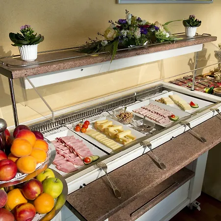 슐로스 라가츠 3*